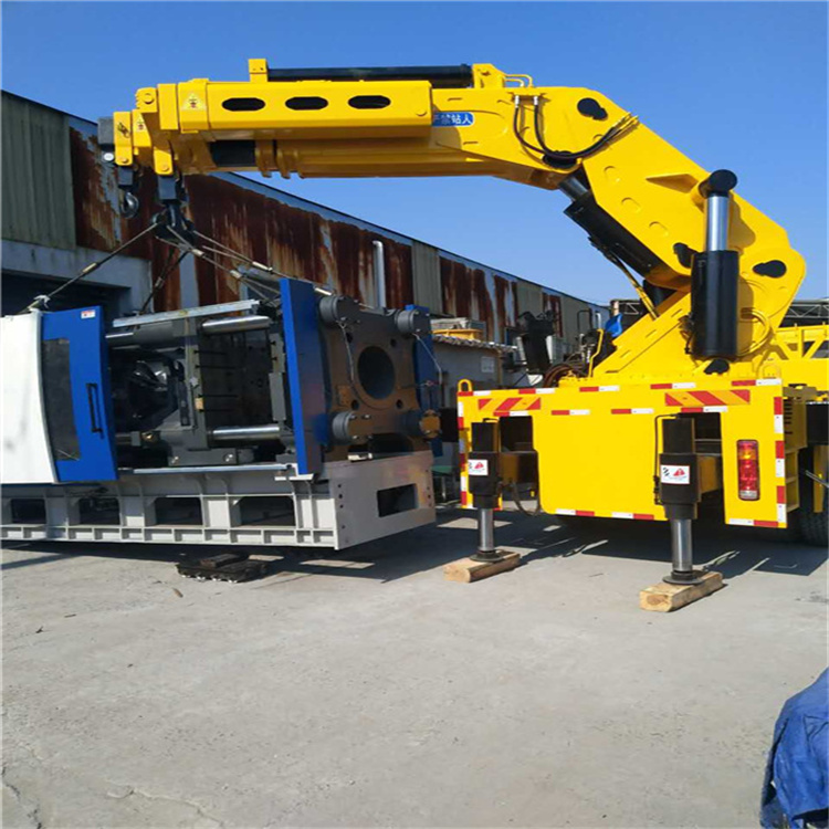 灌云县 大吨位折臂吊出租费用解析：一小时租赁多少钱