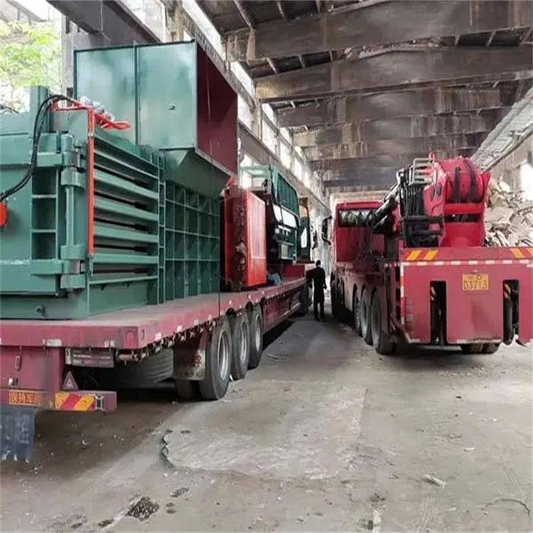 灌云县挖掘机用吊车怎么吊